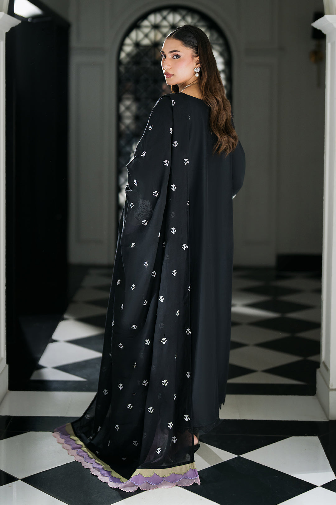 SF - 361 | Elegant Black