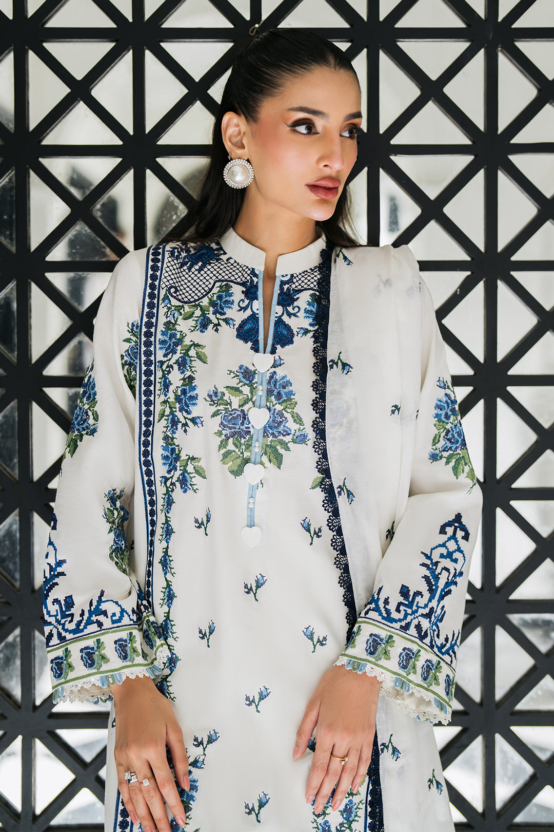 SF - 355 | Elegant White