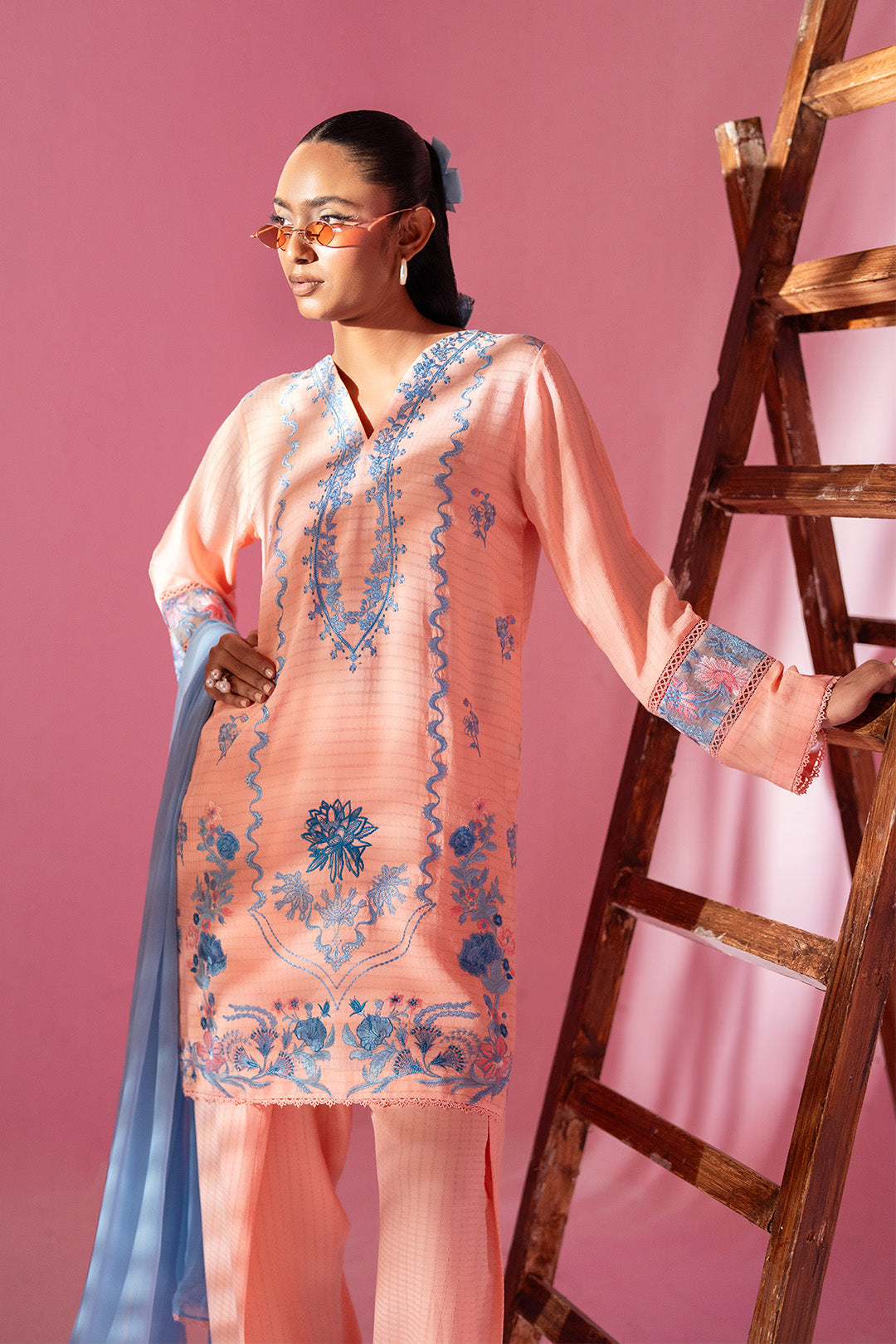 SF - 352 | Soft Peach