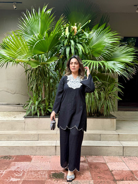 SF 254 | 2Pcs Embroidered - Pure Lawn |  Ready to Wear