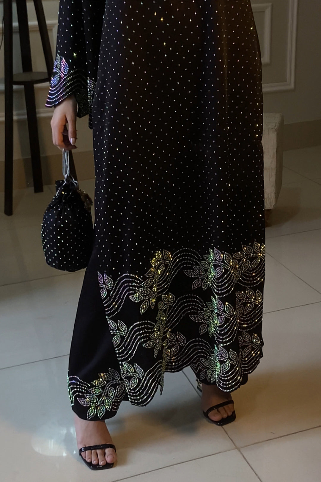 SF - 316 | Graceful Black