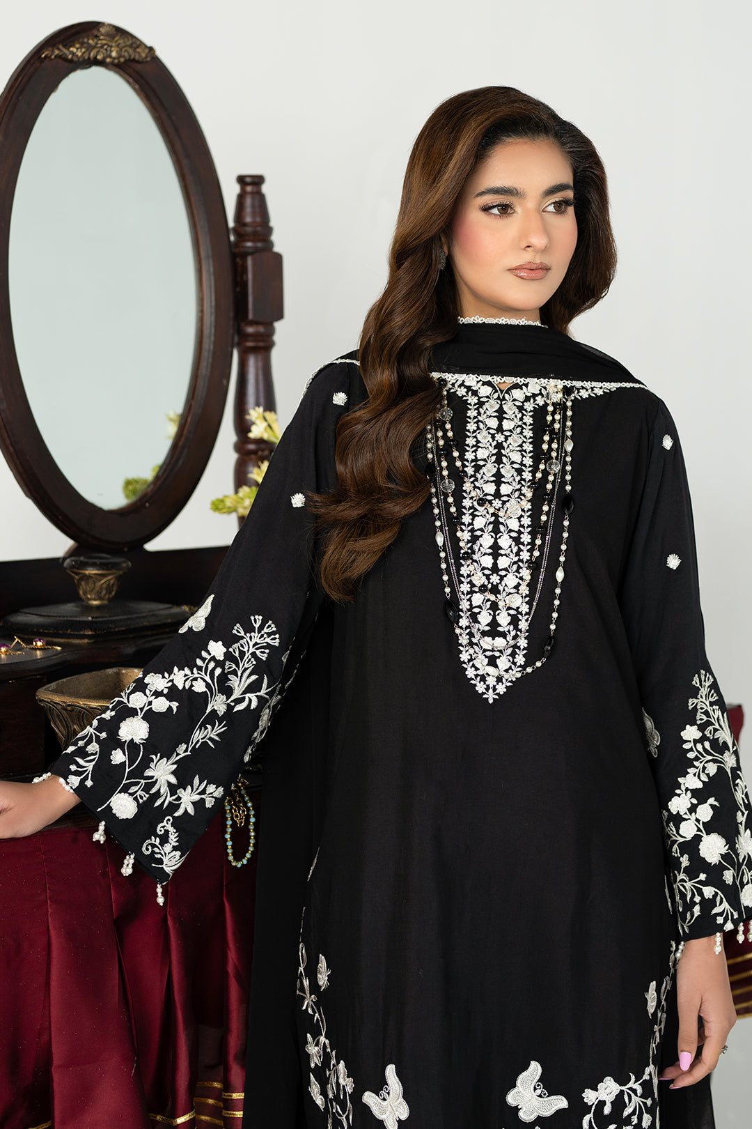 SF - 333 | Dark Crimsom