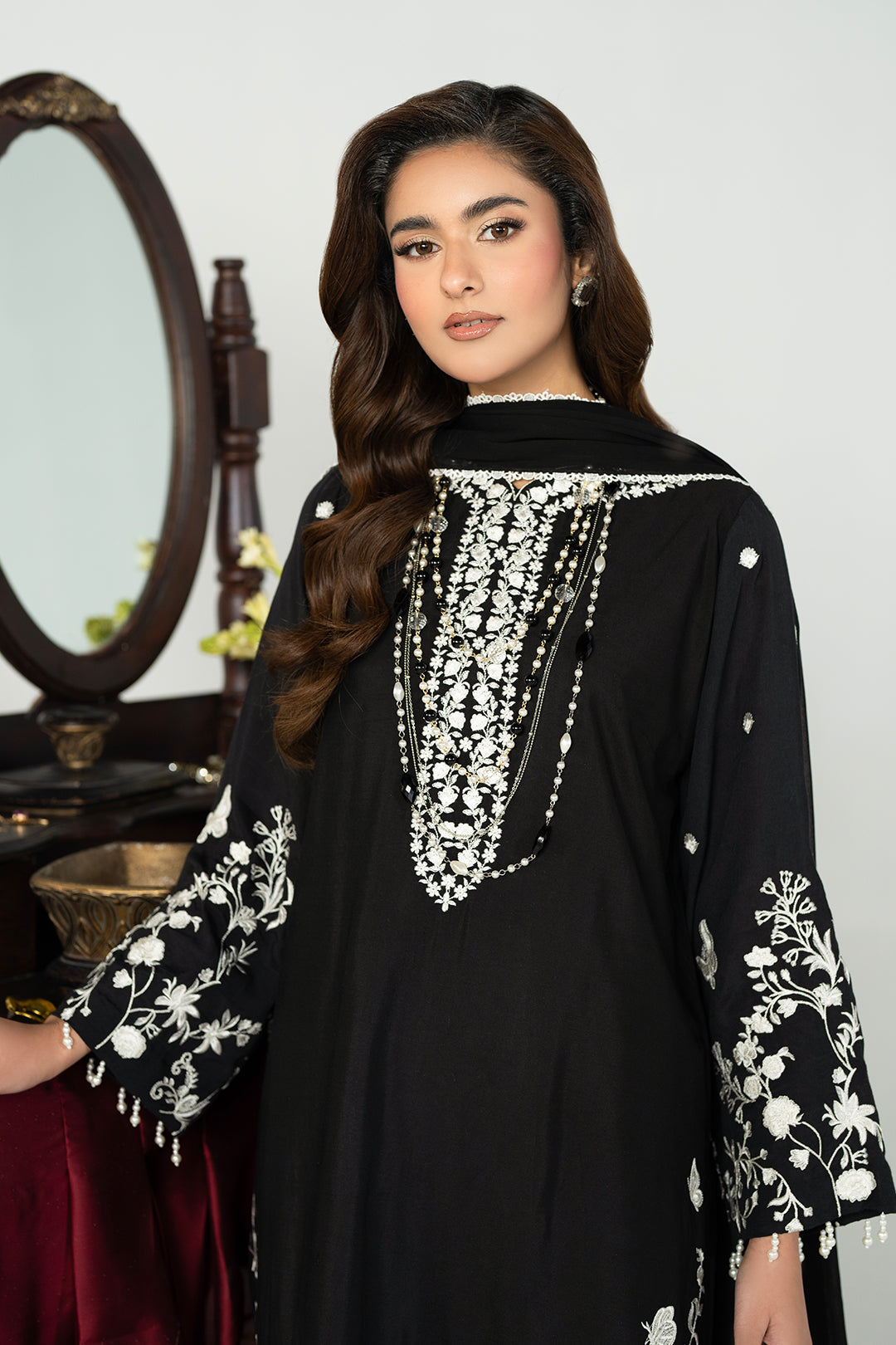 SF - 333 | Dark Crimsom